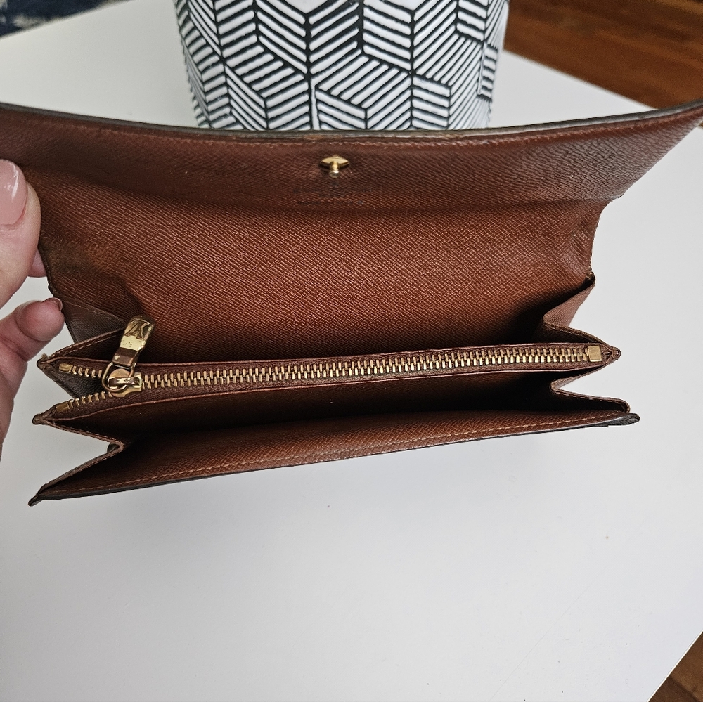 LOUIS VUITTON Vintage Brown Monogram Wallet With COA - Picture 4 of 16